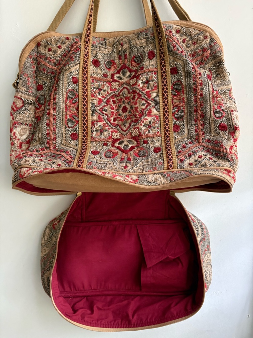 Free People Magic Carpet Weekender Bag !!🔥 RARE & STUNNING 🔥 - Picture 7 of 16